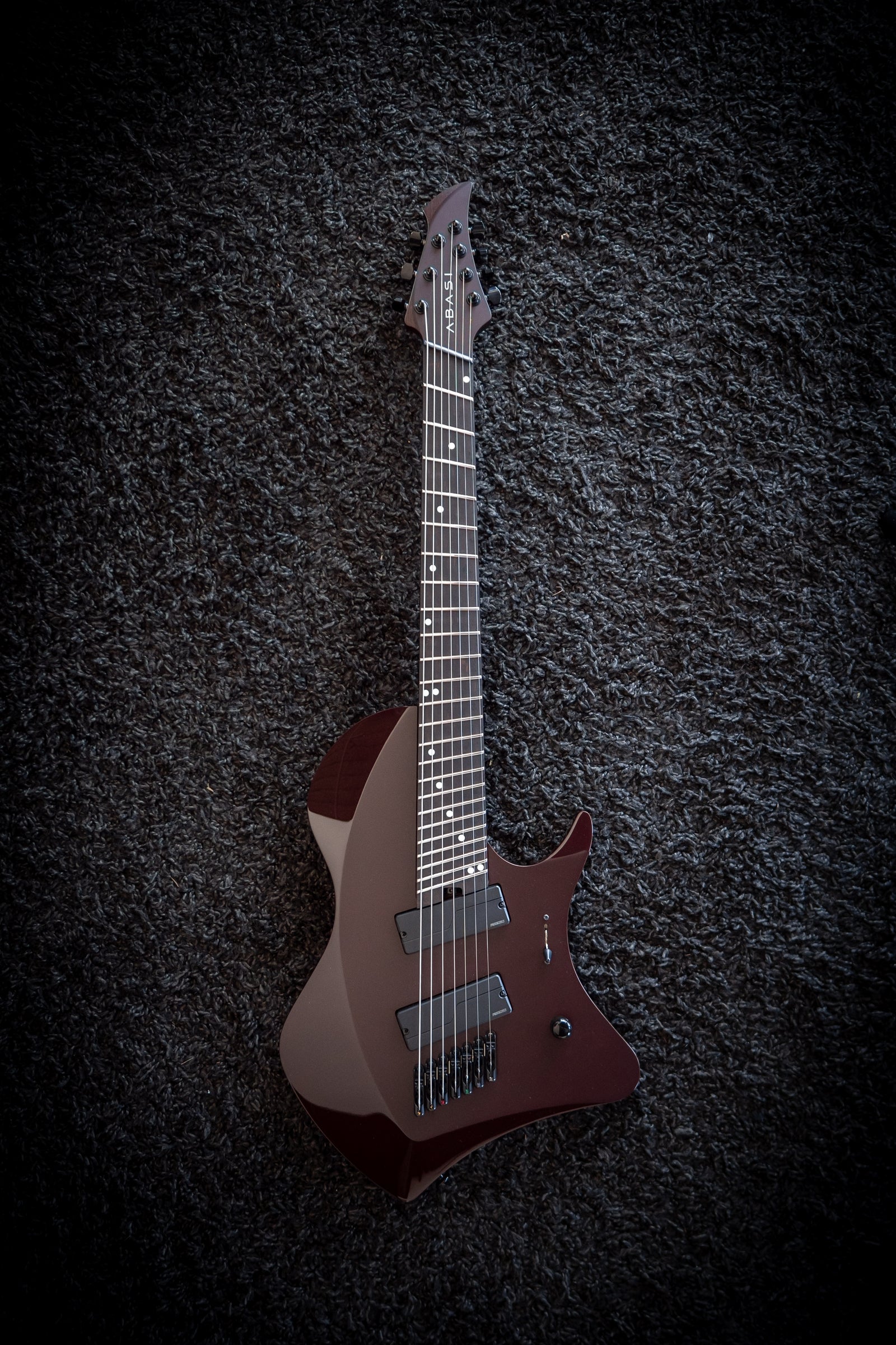 J Larada 7 // Oxblood