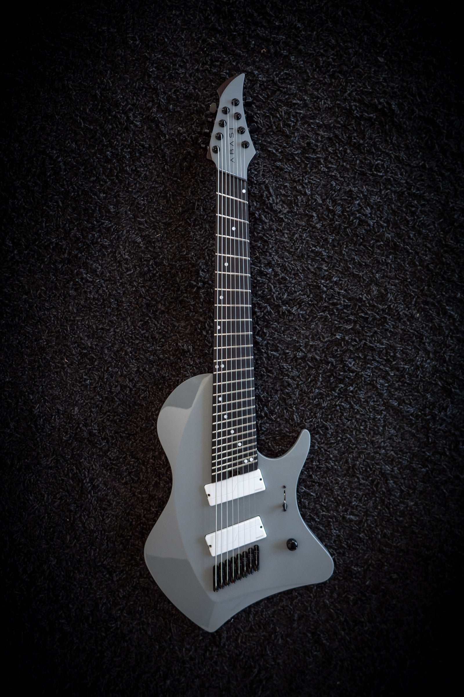 J Larada 8 // Chalk [White PU]