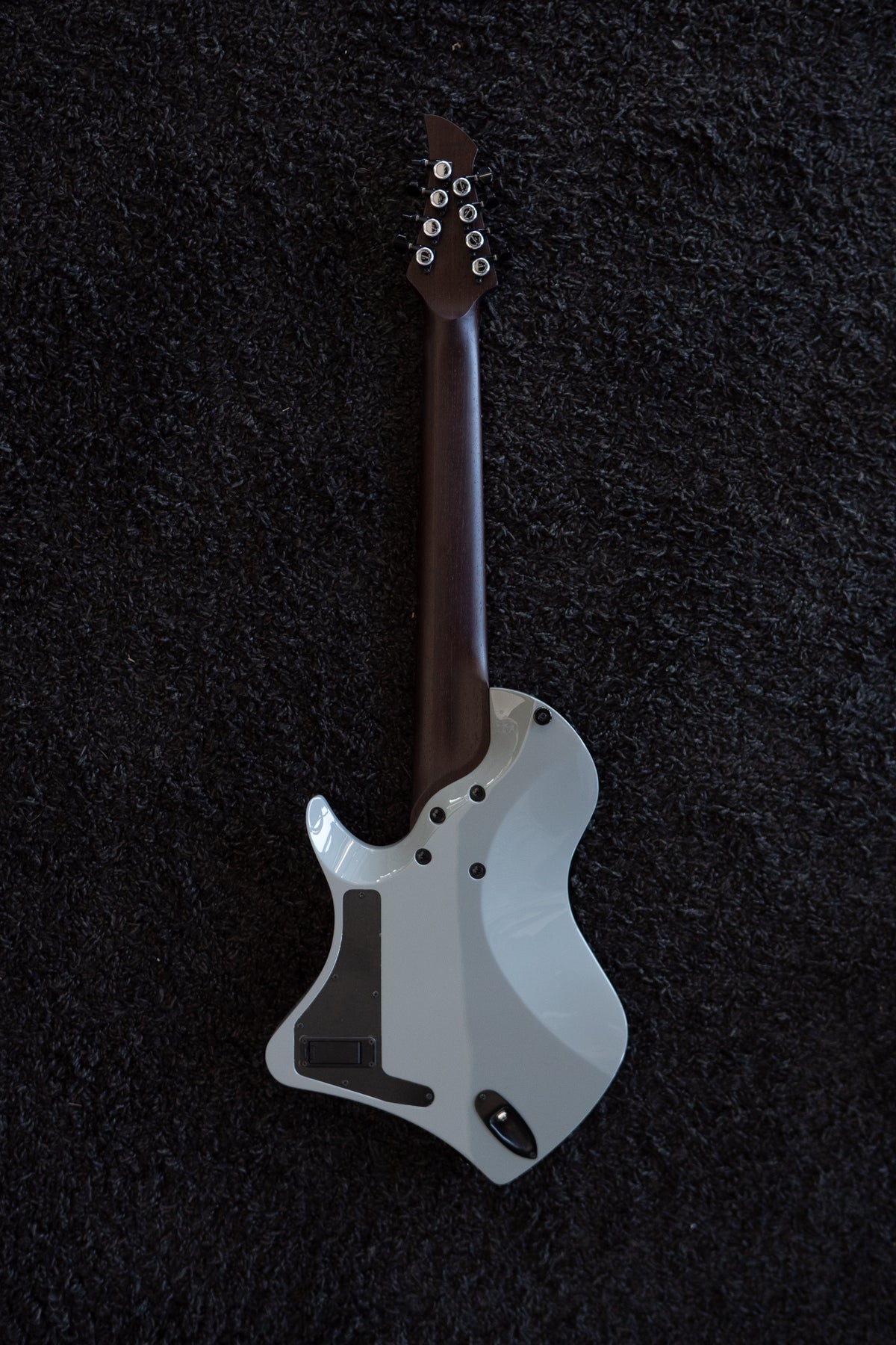 J Larada 8 // Chalk [White PU]