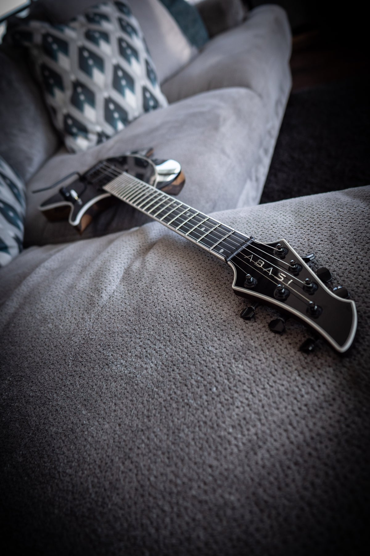 LARADA 6 Custom // Carbon Fiber Quilt