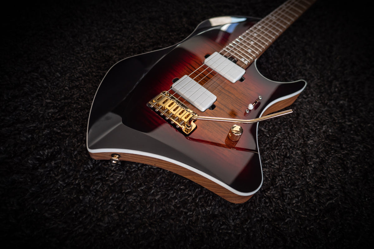 LARADA 6 Custom // Flame Burst