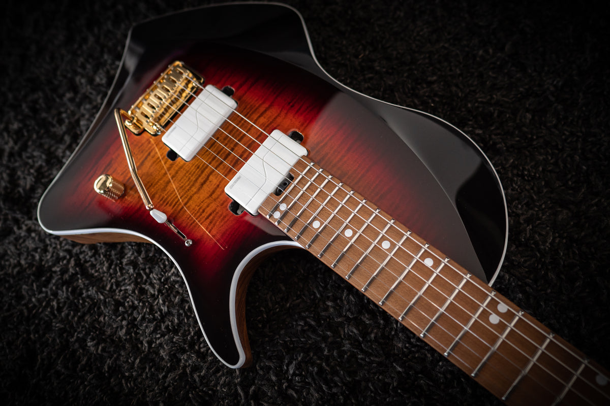 LARADA 6 Custom // Flame Burst
