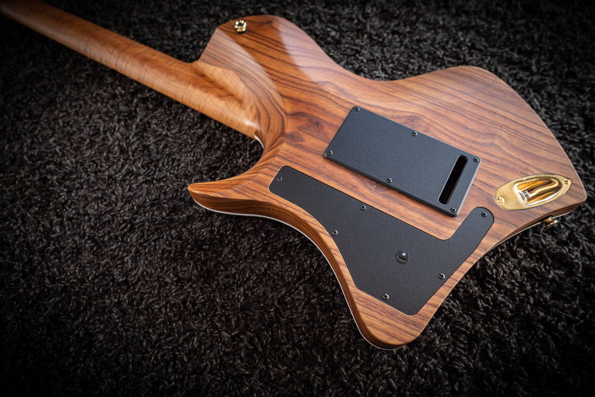 LARADA 6 Custom // Flame Burst