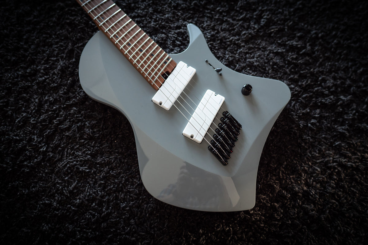 J Larada 7 // Chalk // Roasted Maple