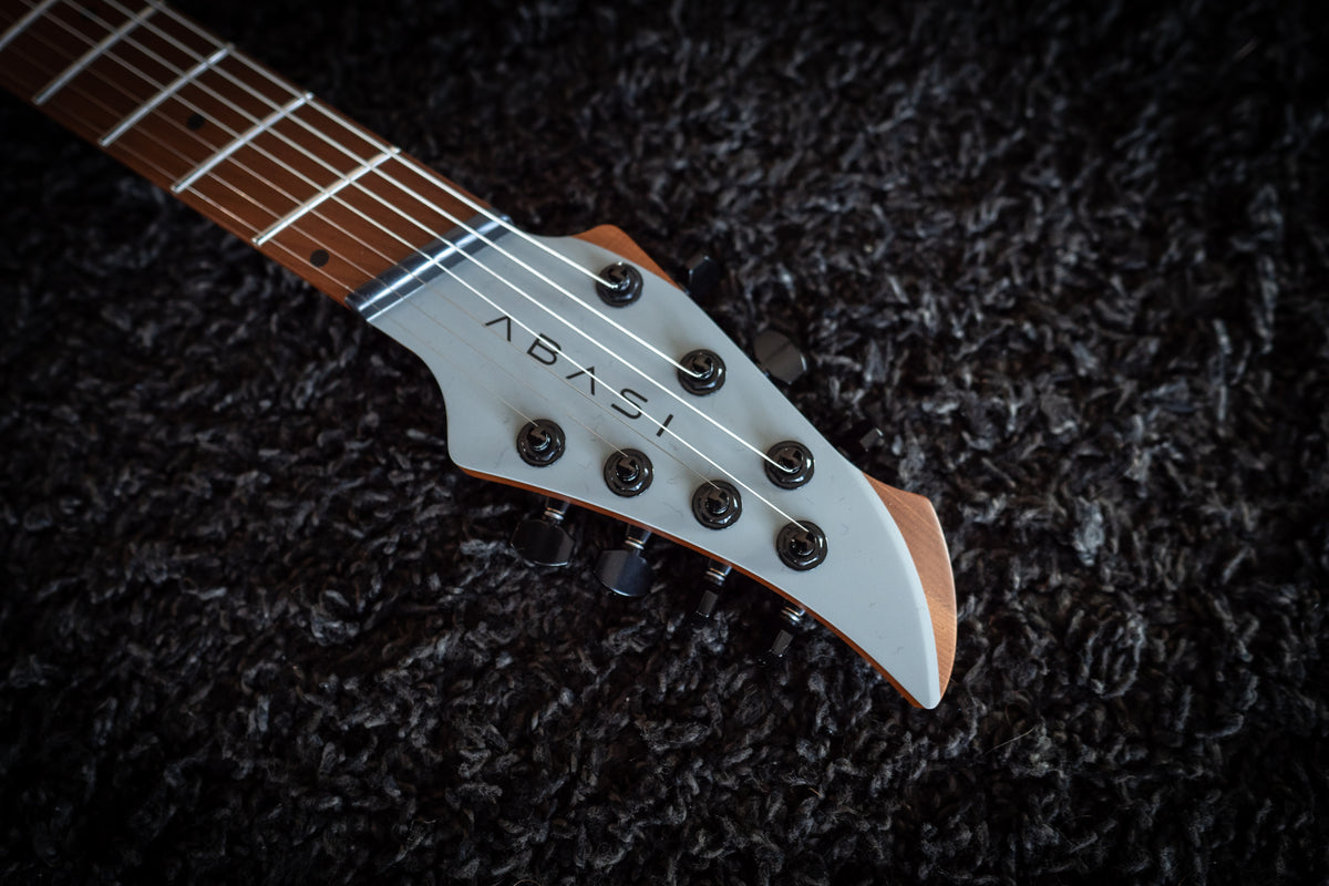 J Larada 7 // Chalk // Roasted Maple