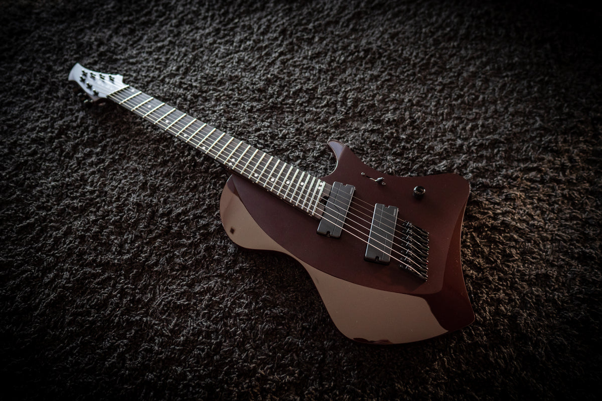 J Larada 7 // Oxblood