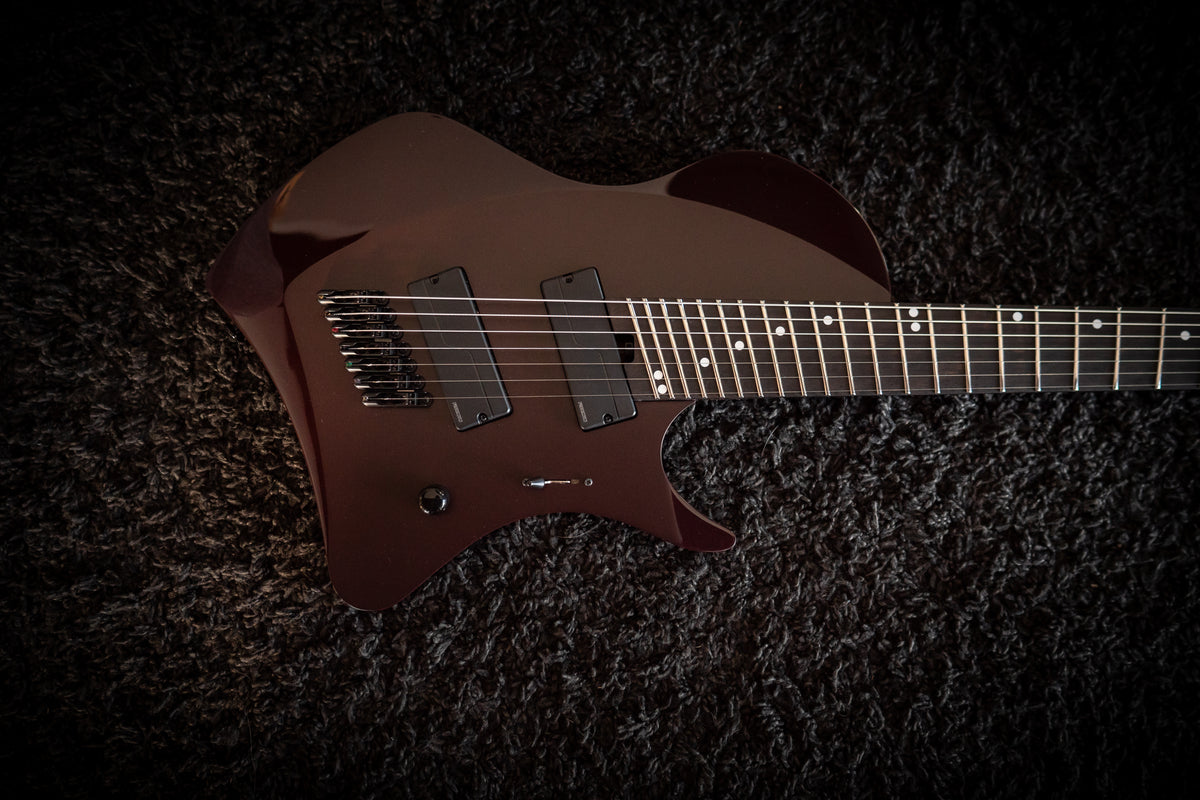 J Larada 7 // Oxblood