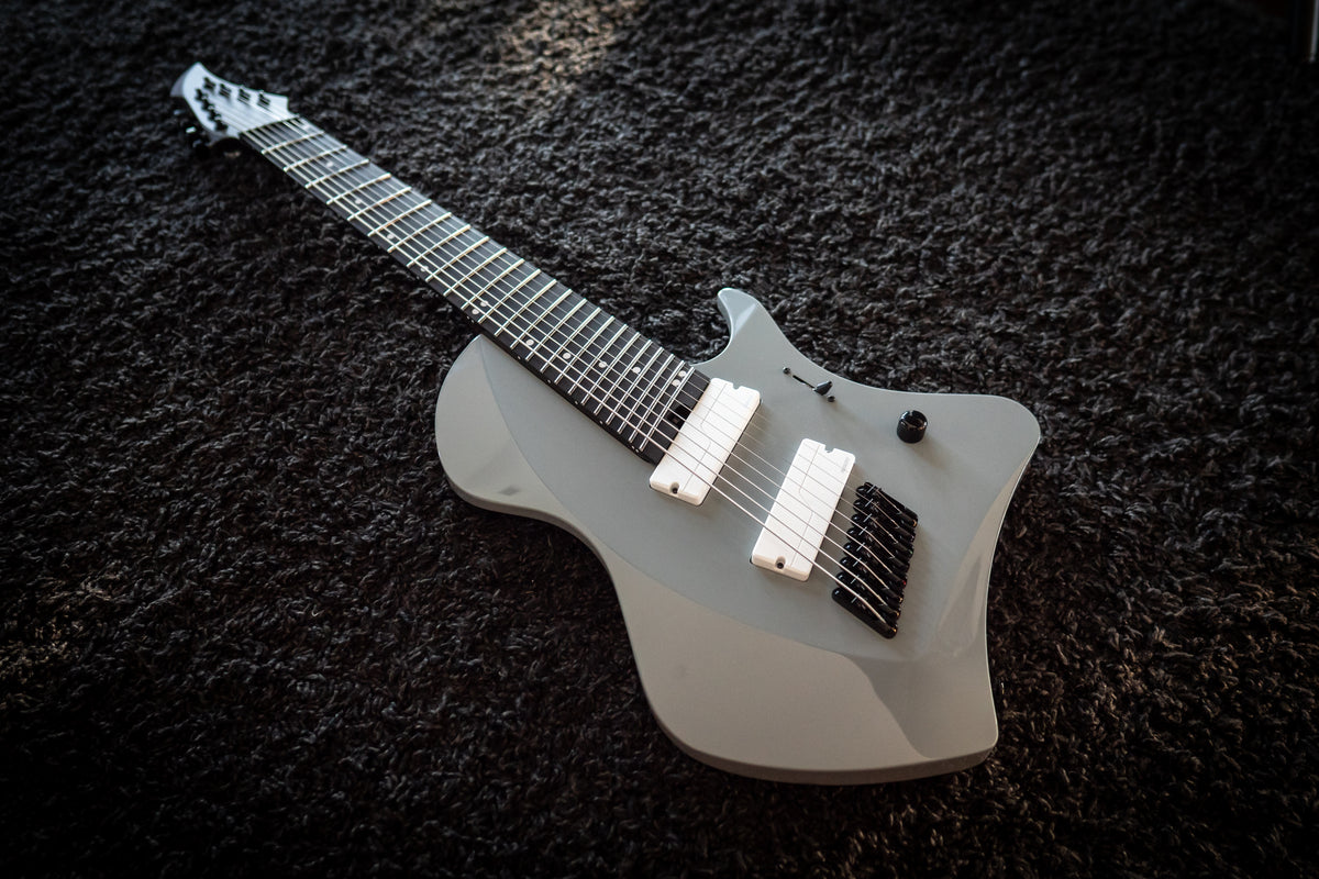 J Larada 8 // Chalk [White PU]