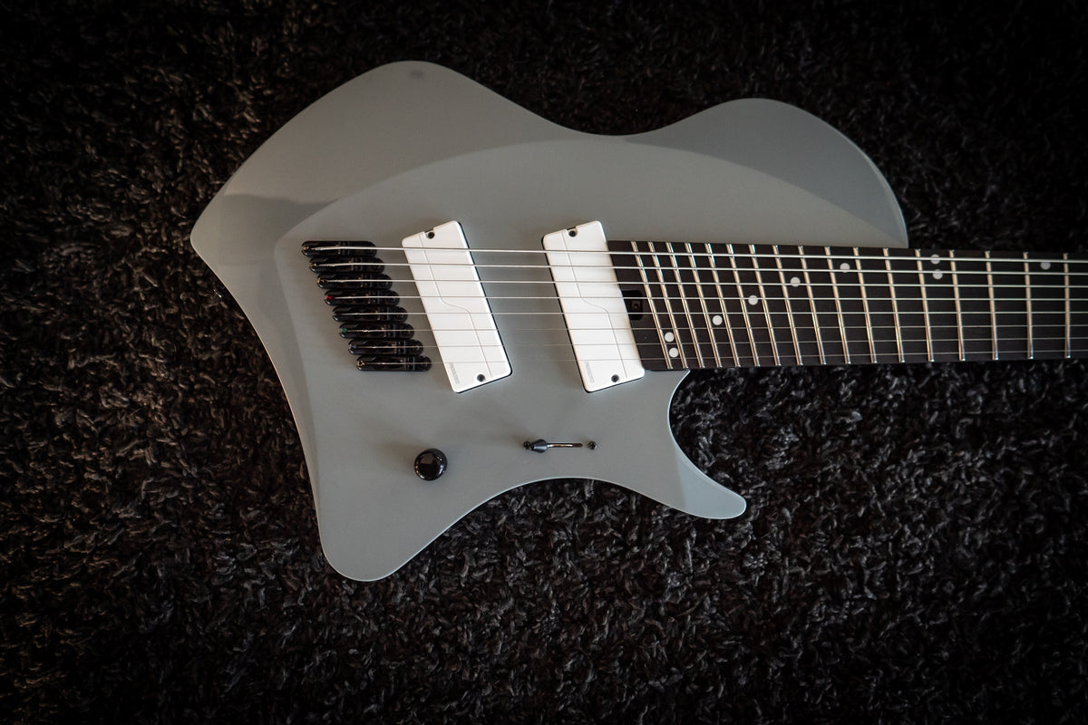 J Larada 8 // Chalk [White PU]