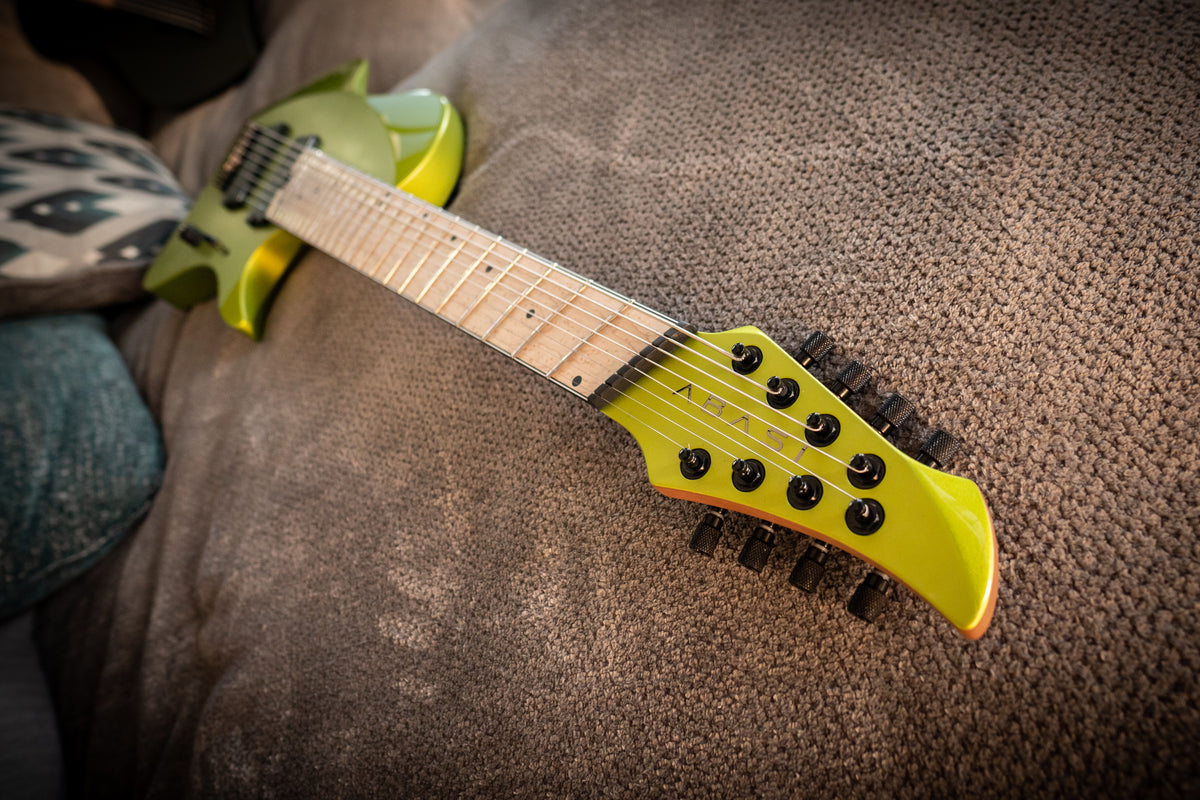 LARADA 8 // Master Series // Artura Green