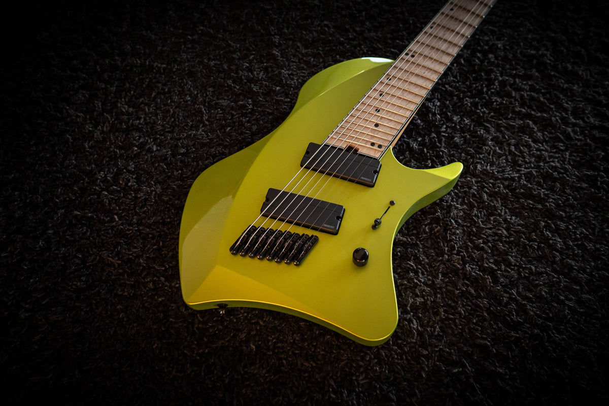 LARADA 8 // Master Series // Artura Green