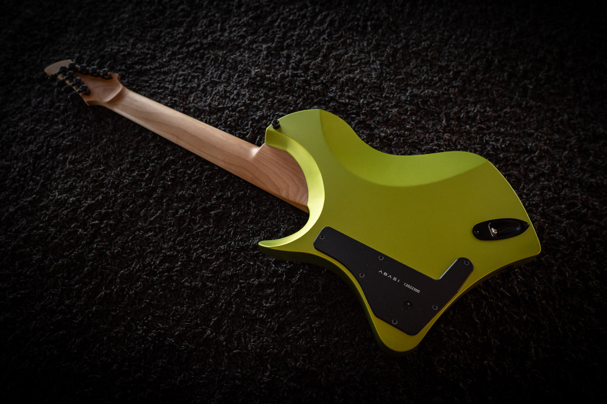 LARADA 8 // Master Series // Artura Green