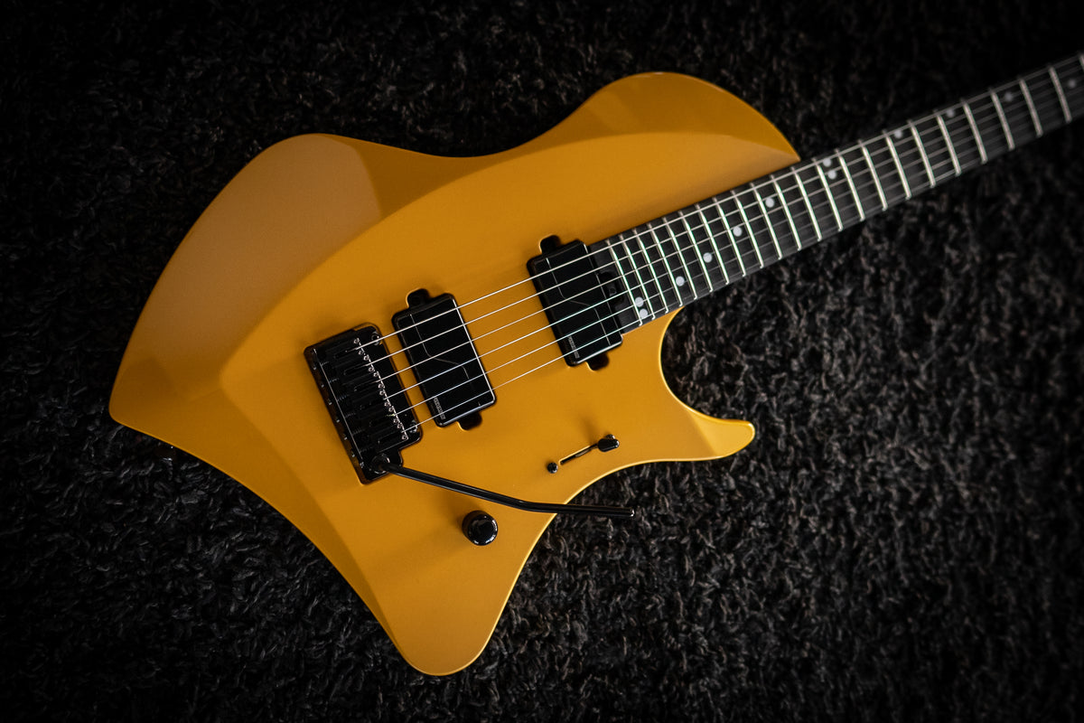 LARADA 6 // Master Series // Solarbeam Yellow