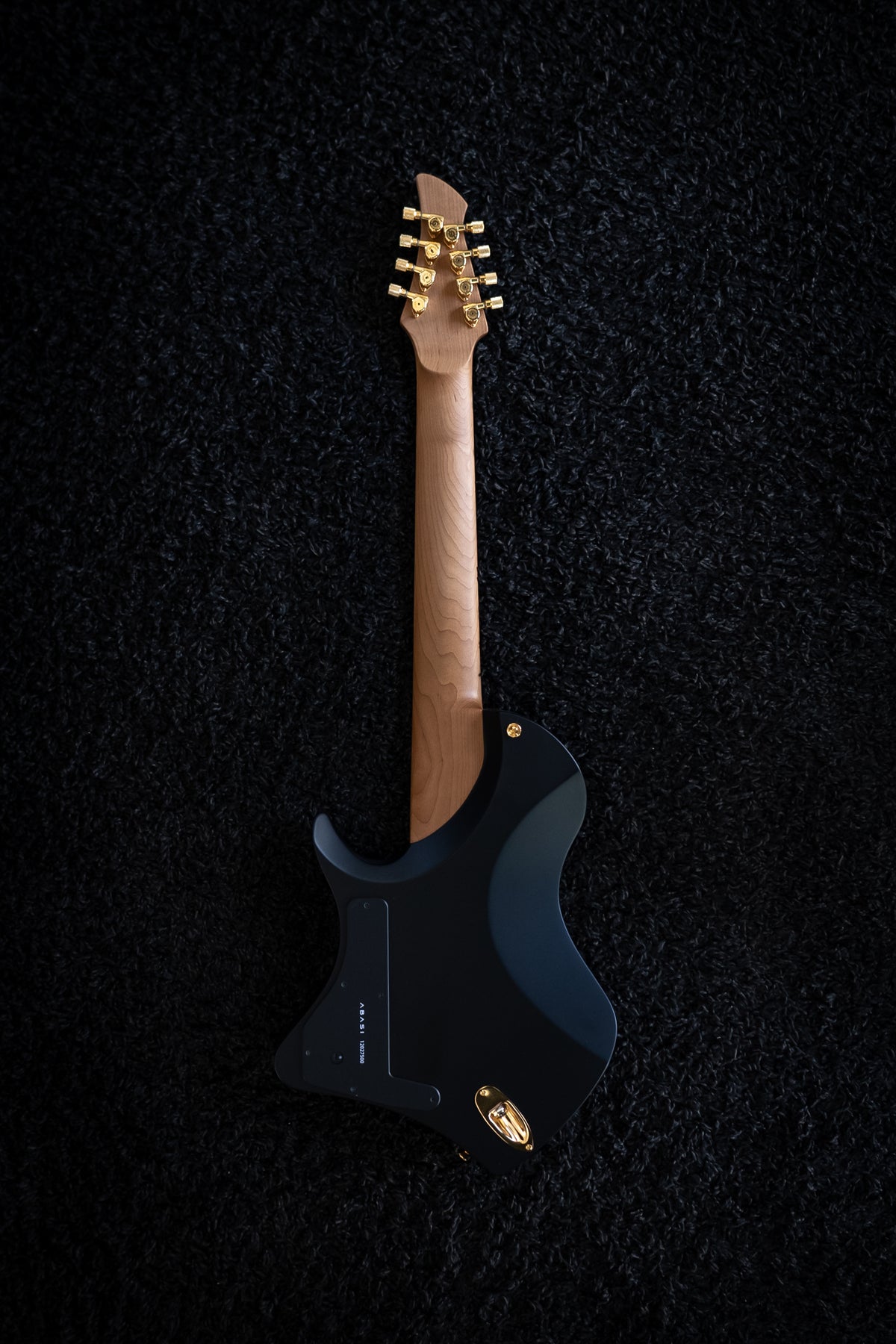 LARADA 8 // Master Series // Black Beauty [2022]