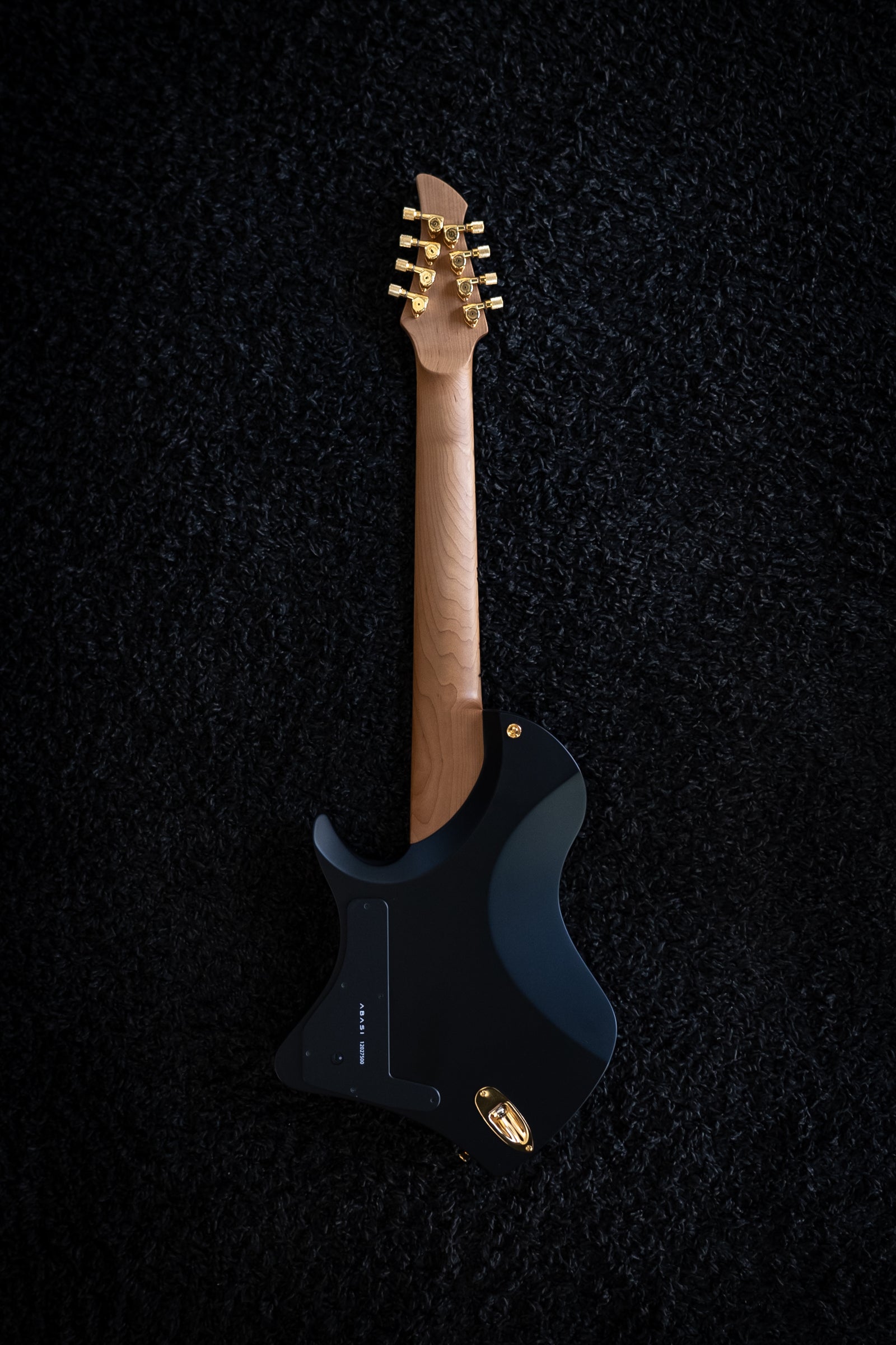 LARADA 8 // Master Series // Black Beauty [2022]