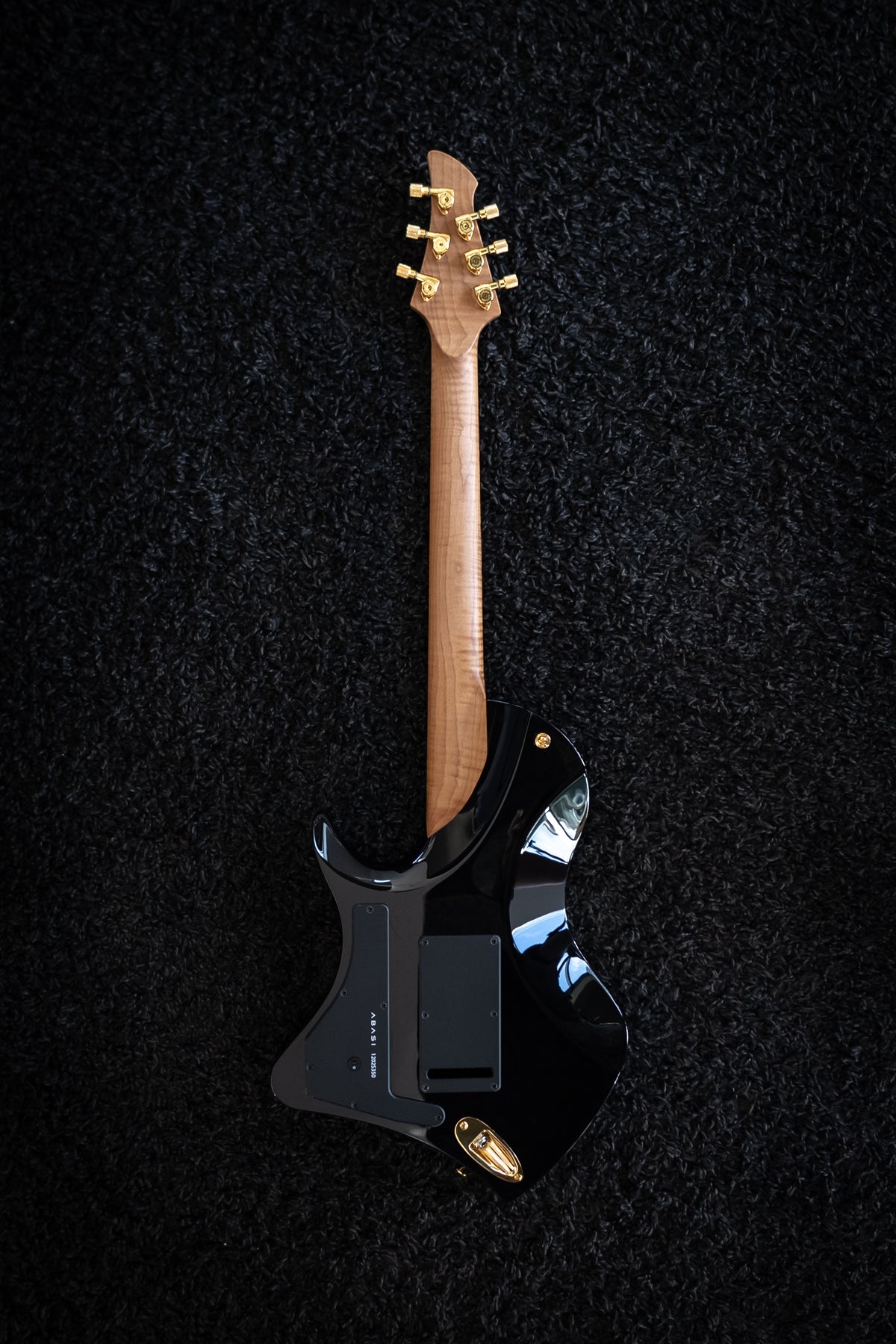 LARADA 6 // Master Series // Amberburst