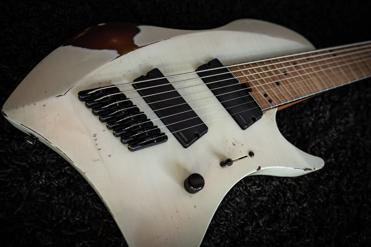 LARADA 8 // Master Series // Porcelain [Two-Stage Relic + Binding]