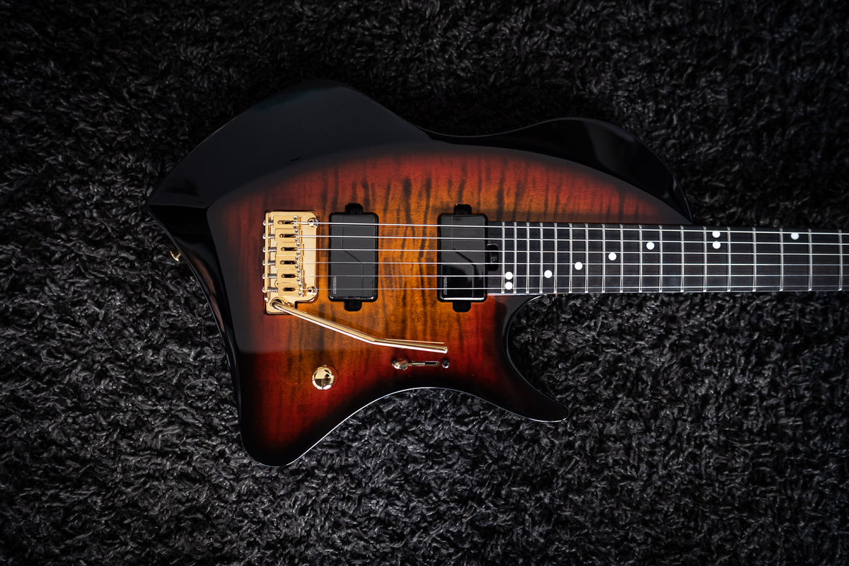 LARADA 6 // Master Series // Amberburst