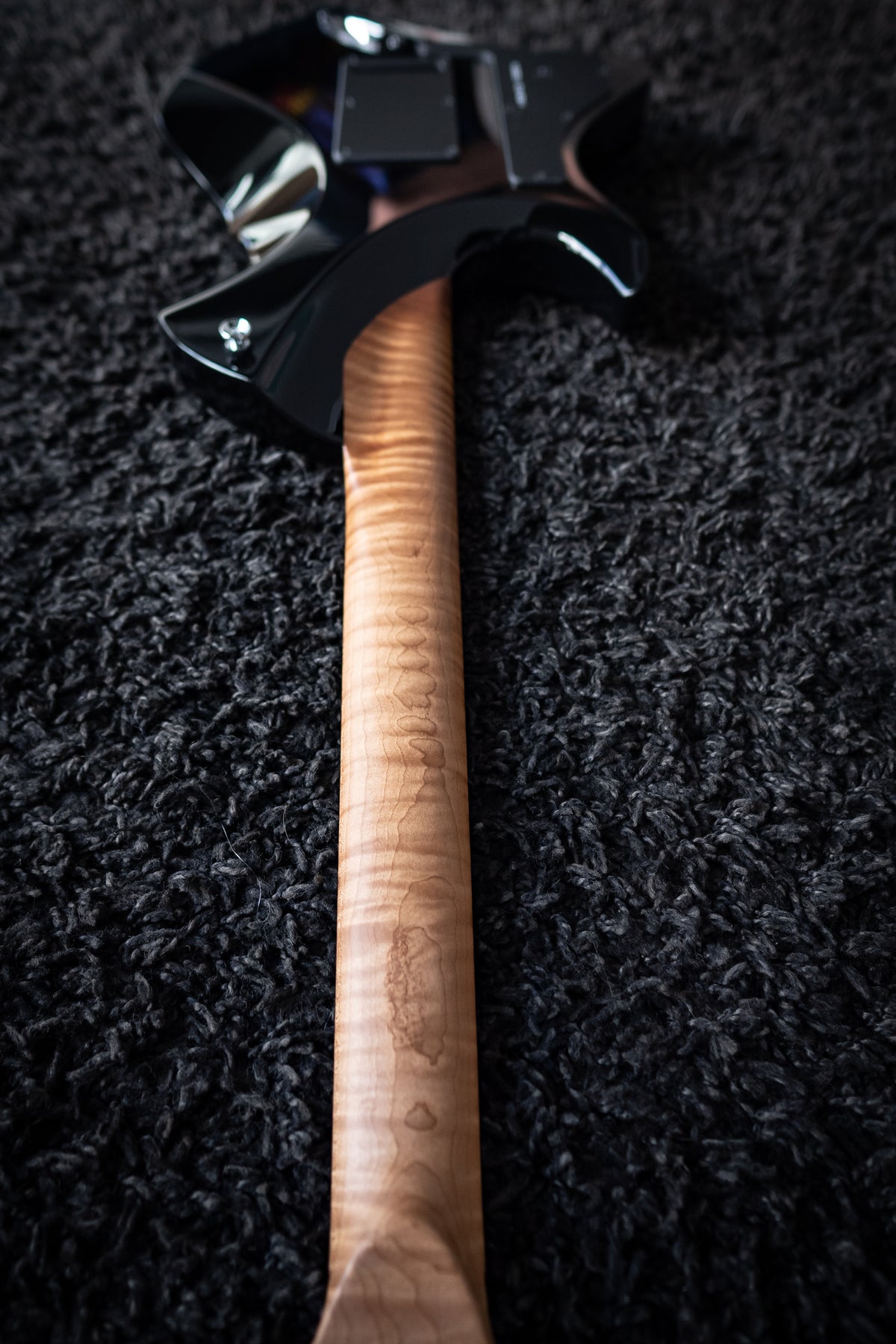 LARADA 6 // Master Series // Emeraldburst