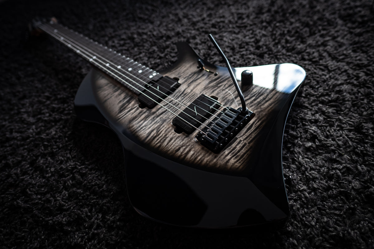 LARADA 6 // Master Series // Lunaburst