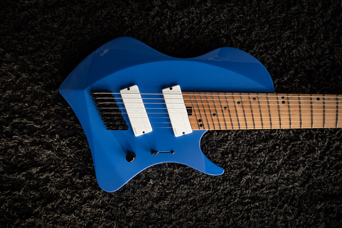 LARADA 8 // Master Series // Clarion Blue [Roasted Maple FB, 2022]