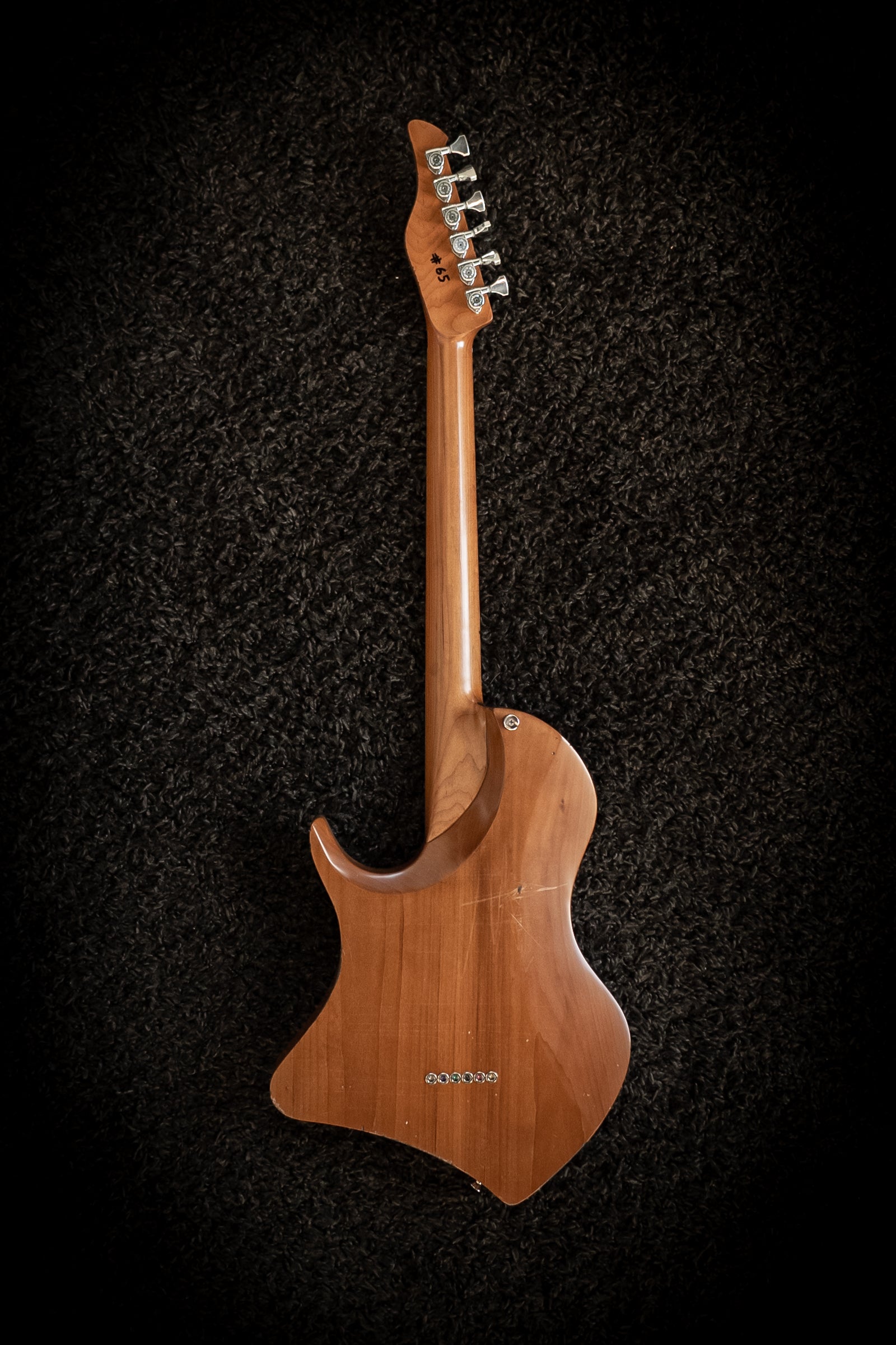 LARADA SPACE T // Tradition [Relic, Roasted Basswood]