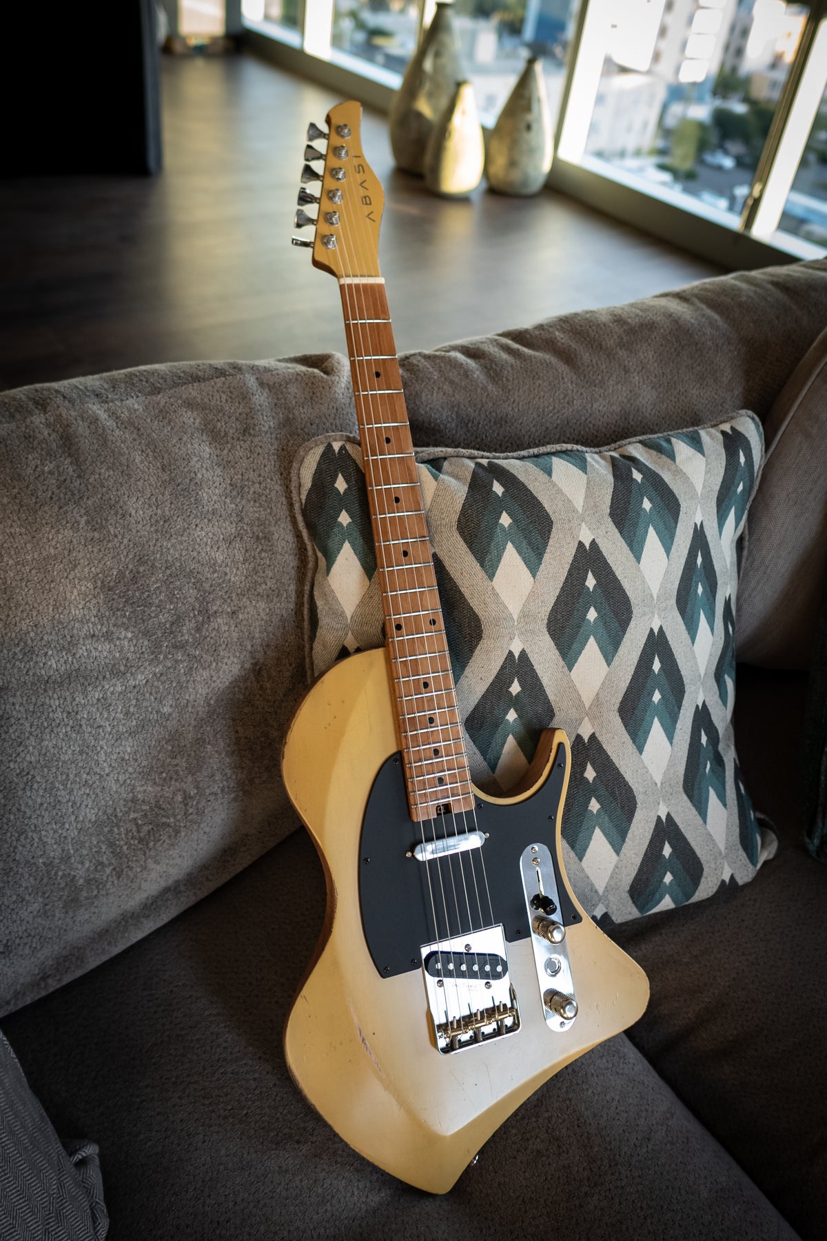 LARADA SPACE T // Tradition [Relic, Roasted Maple FB]