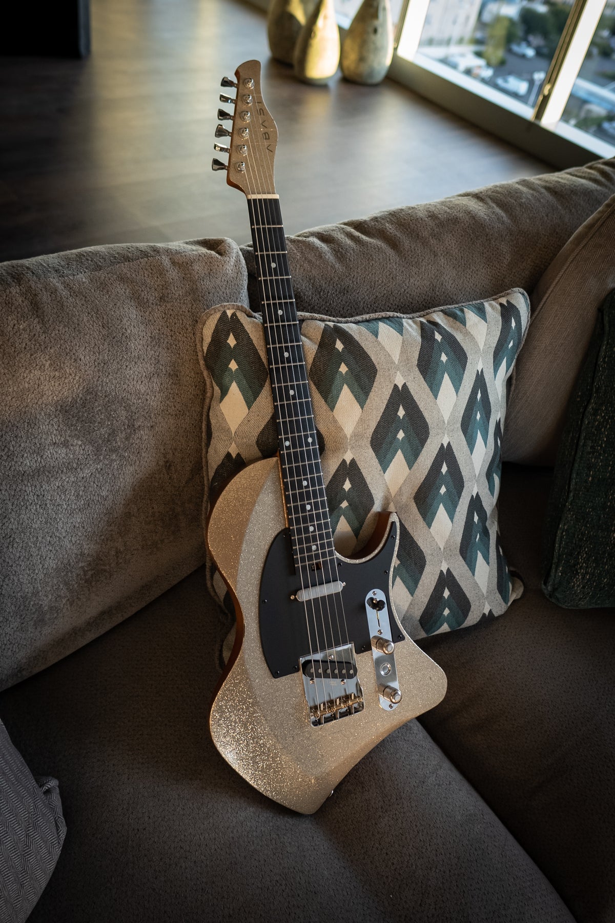 LARADA SPACE T // Champagne Supernova [Relic]