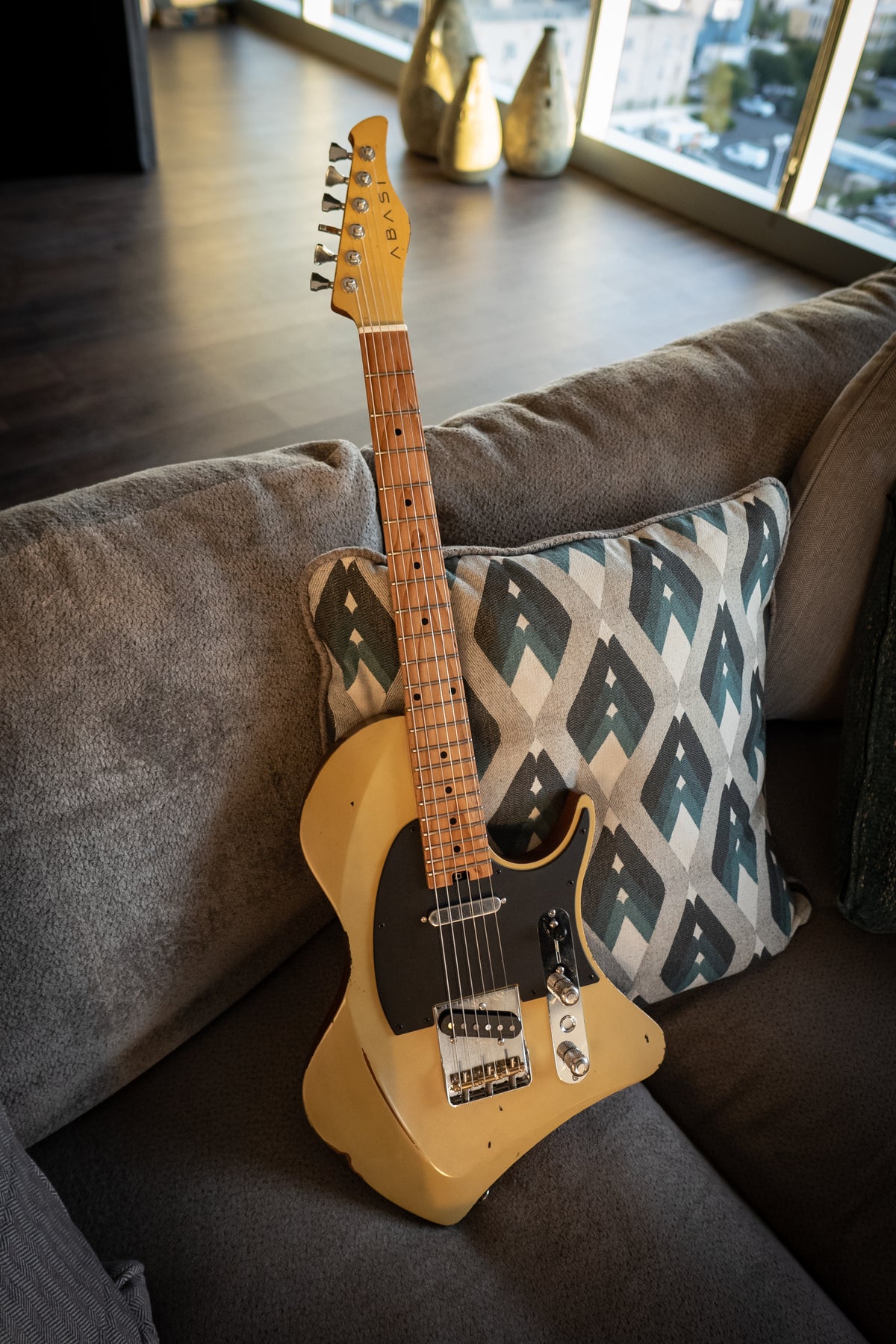 LARADA SPACE T // Tradition [Relic, Roasted Basswood]