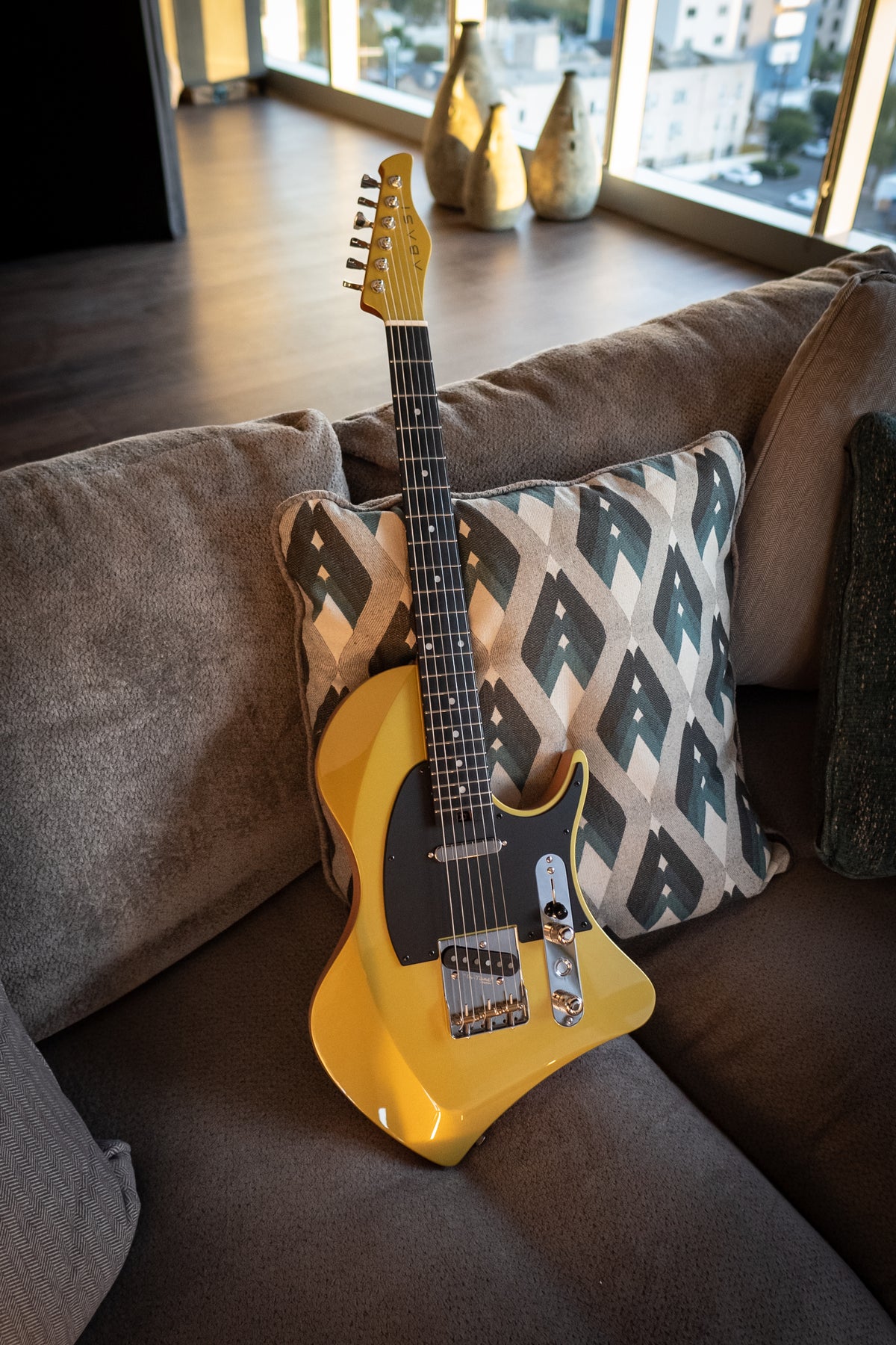 LARADA SPACE T // Chartreuse