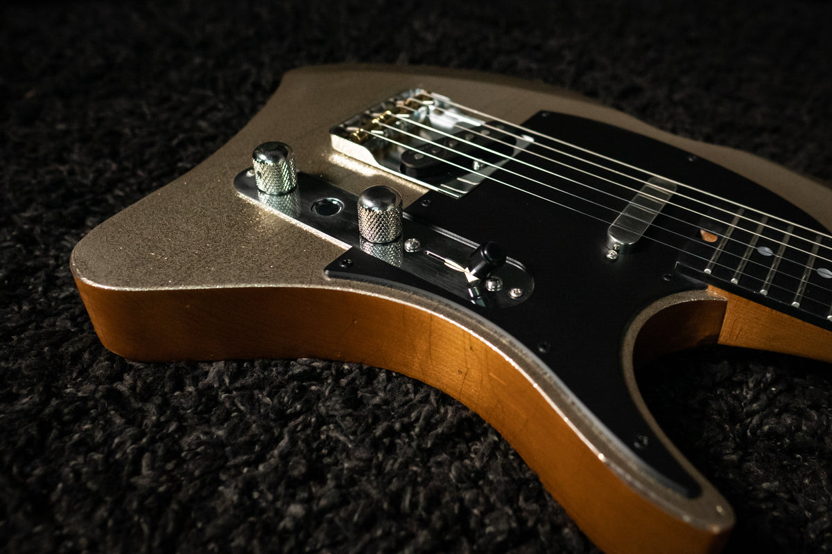 LARADA SPACE T // Champagne Supernova [Relic]