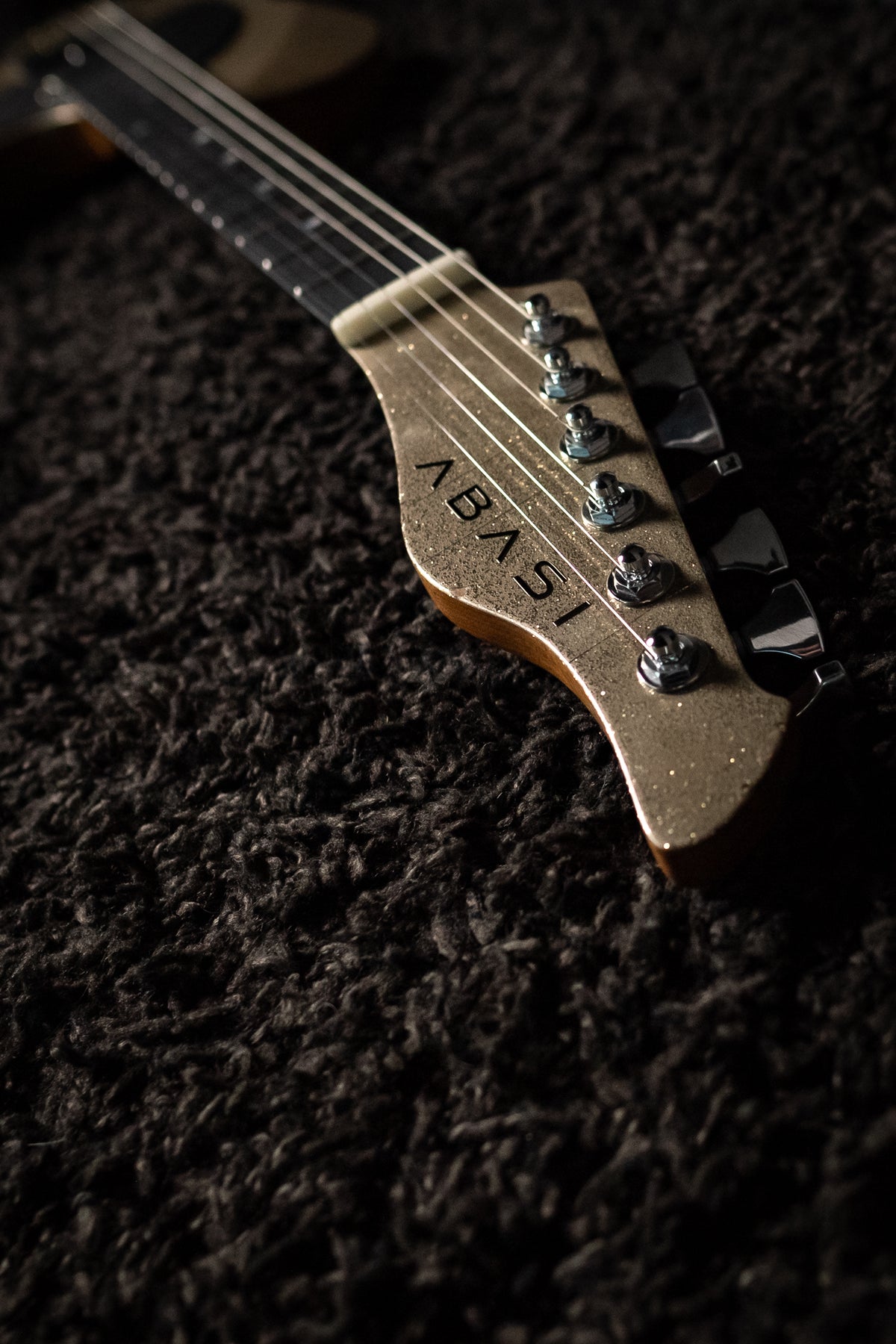 LARADA SPACE T // Champagne Supernova [Relic]