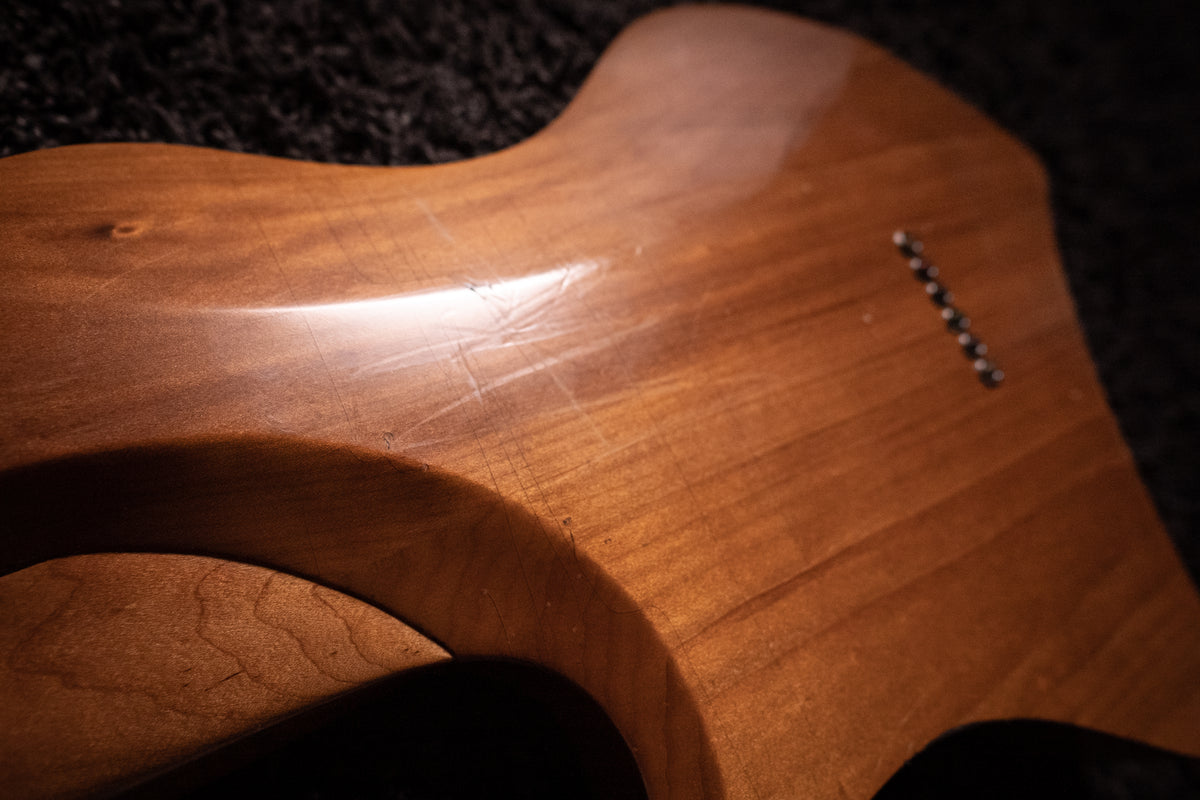 LARADA SPACE T // Tradition [Relic, Roasted Basswood]