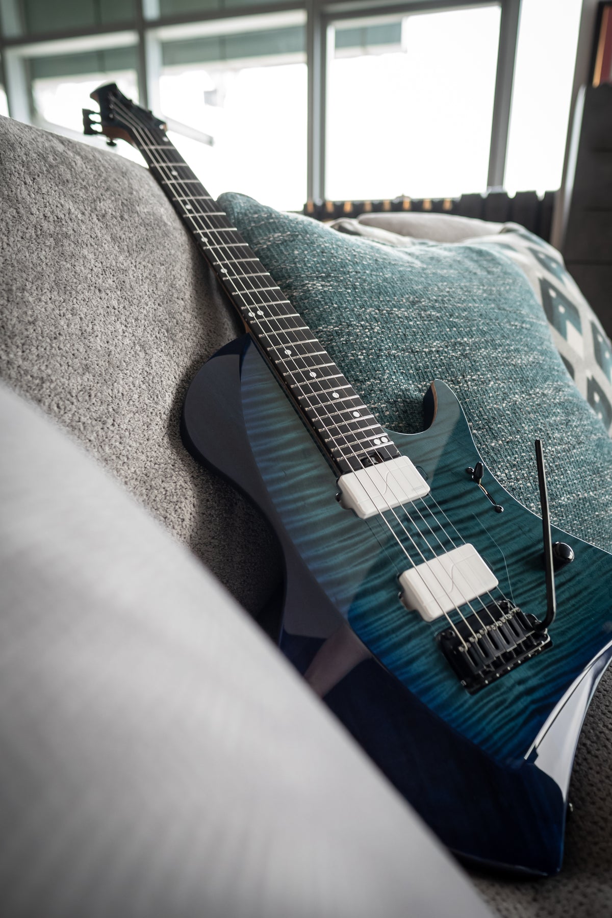 LARADA 6 // Master Series // Oceanburst