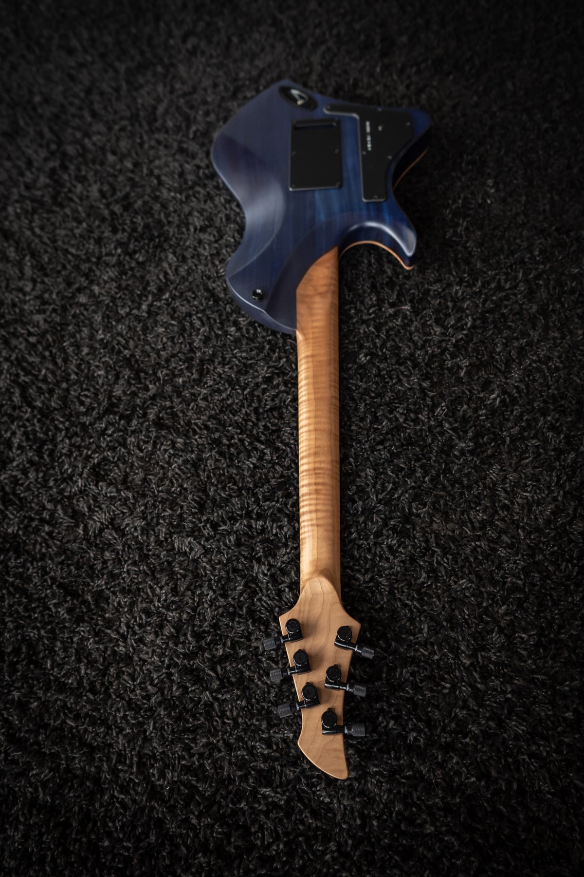 LARADA 6 // Master Series // Oceanburst