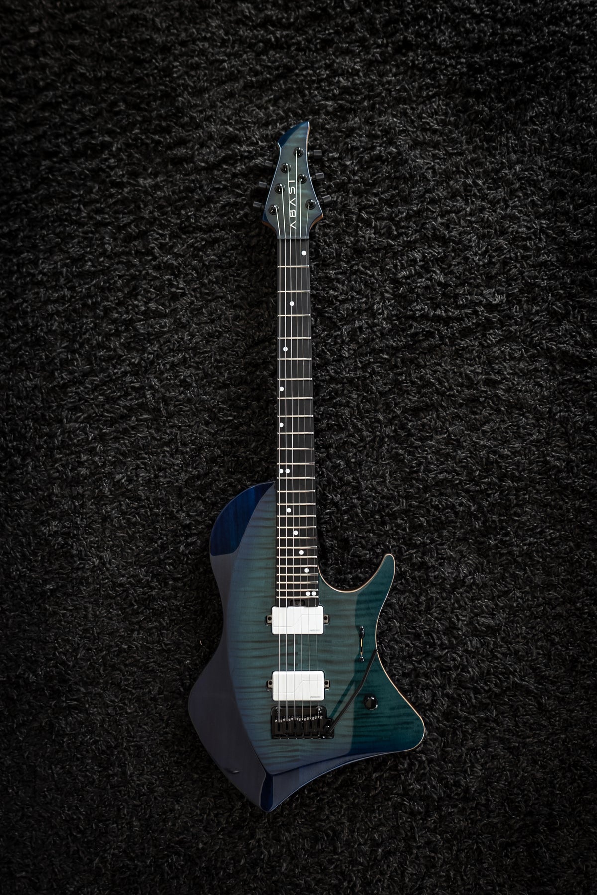 LARADA 6 // Master Series // Oceanburst