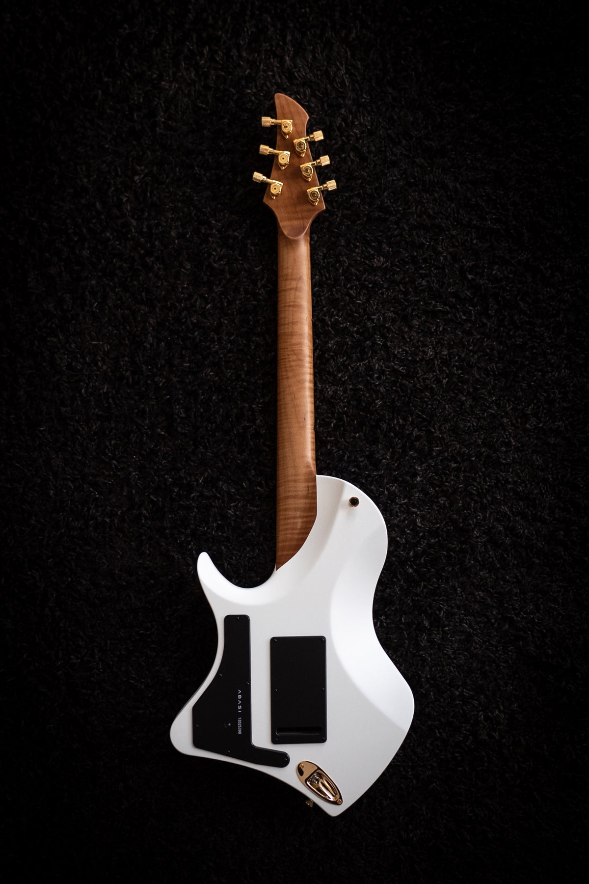 LARADA 6 // Master Series // Tundra