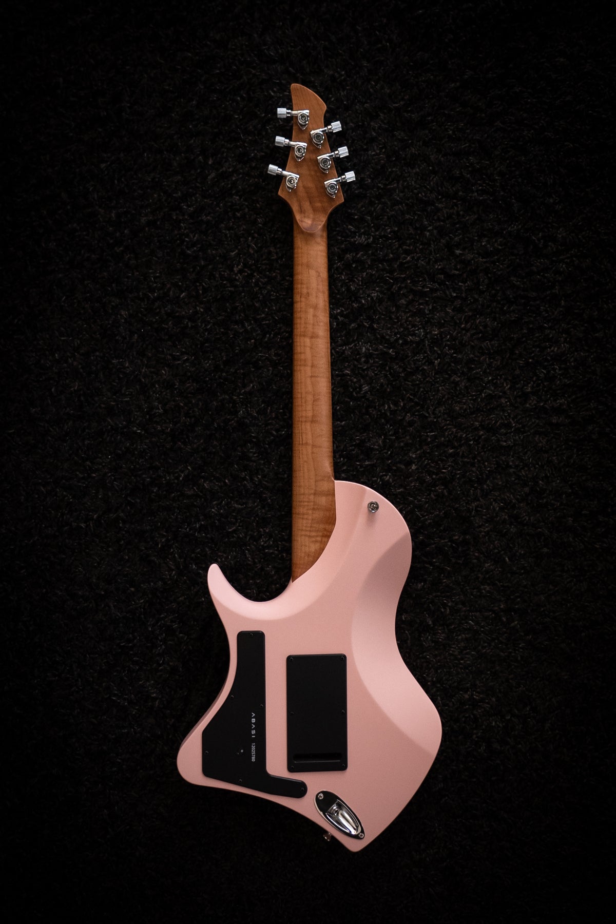 LARADA 6 // Master Series // Shell Pink