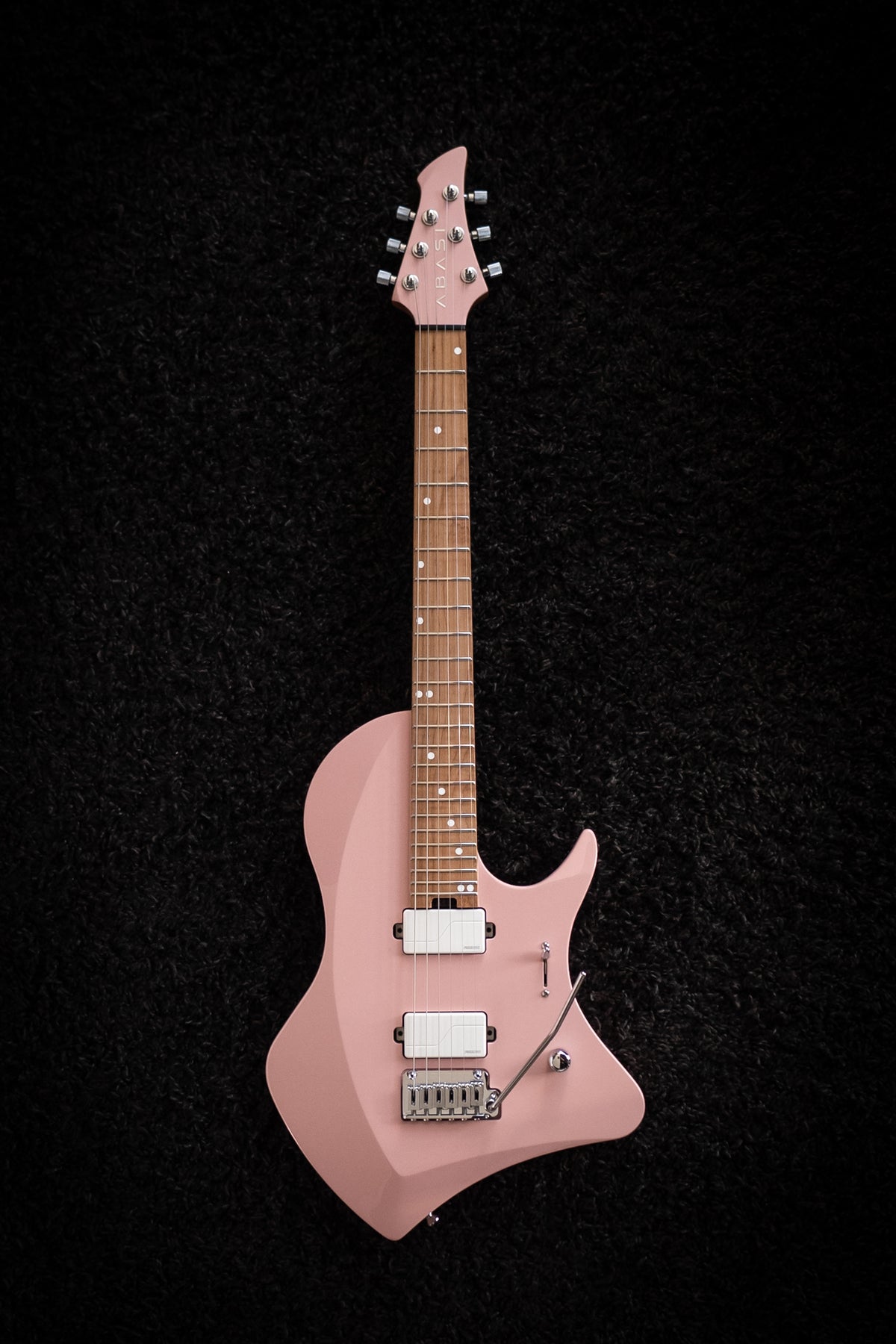 LARADA 6 // Master Series // Shell Pink