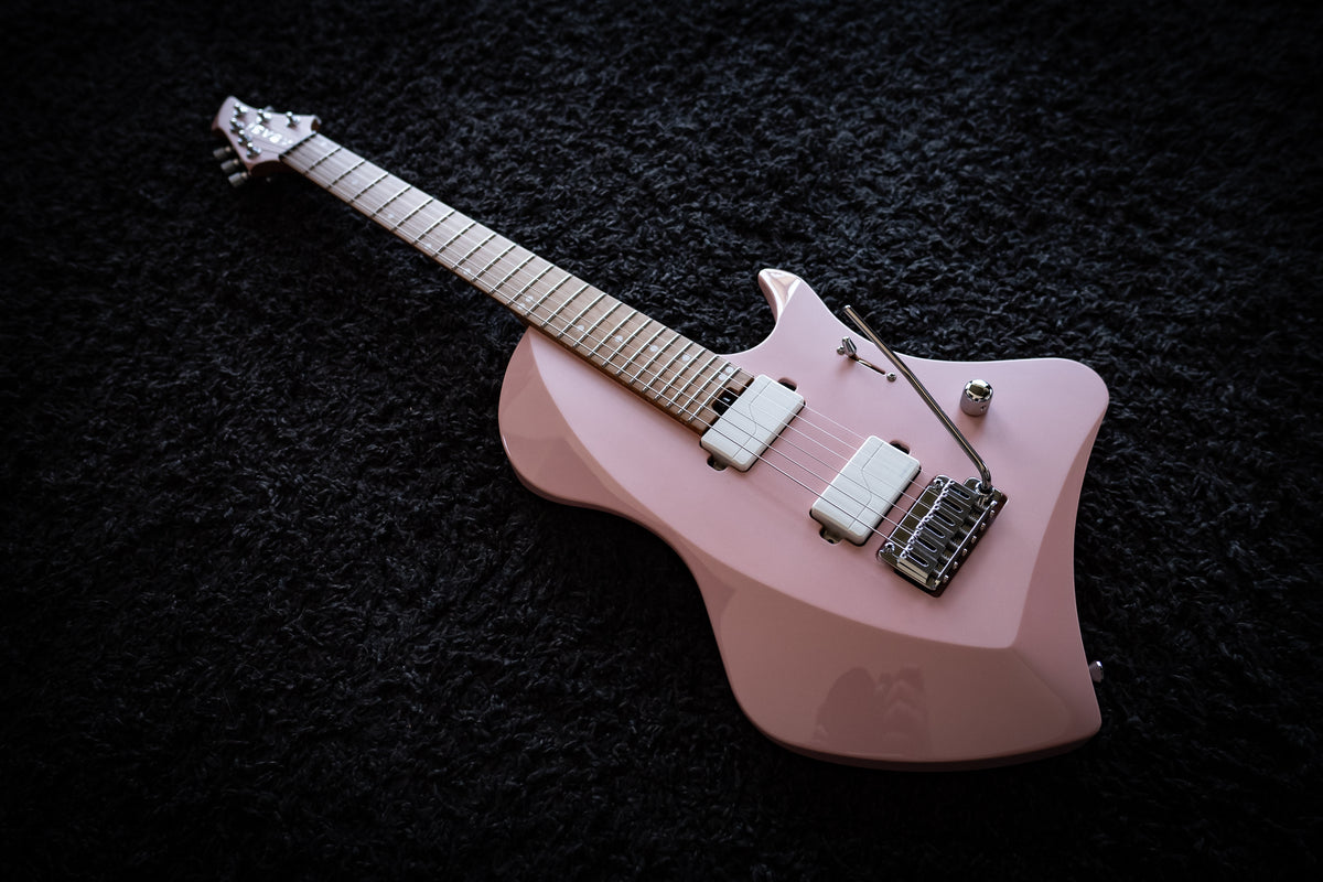 LARADA 6 // Master Series // Shell Pink