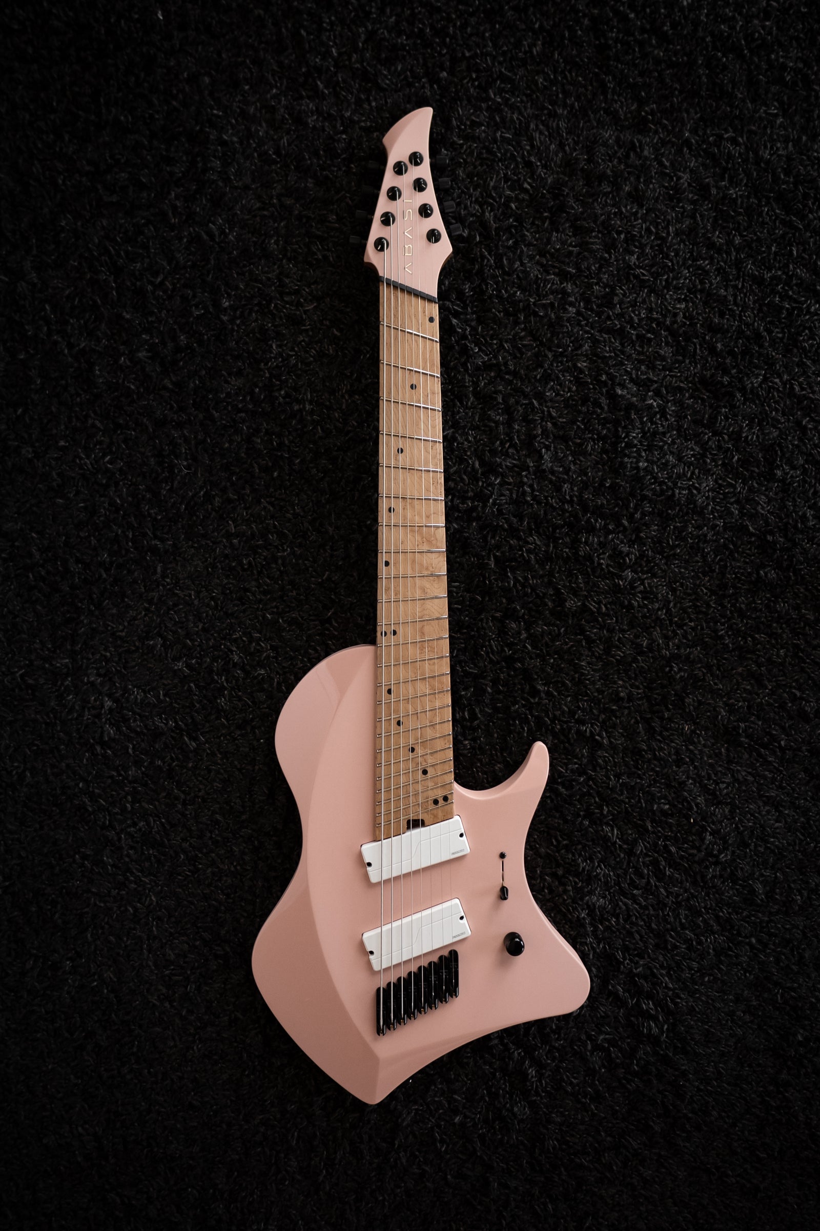 LARADA 8 // Master Series // Shell Pink [2022]