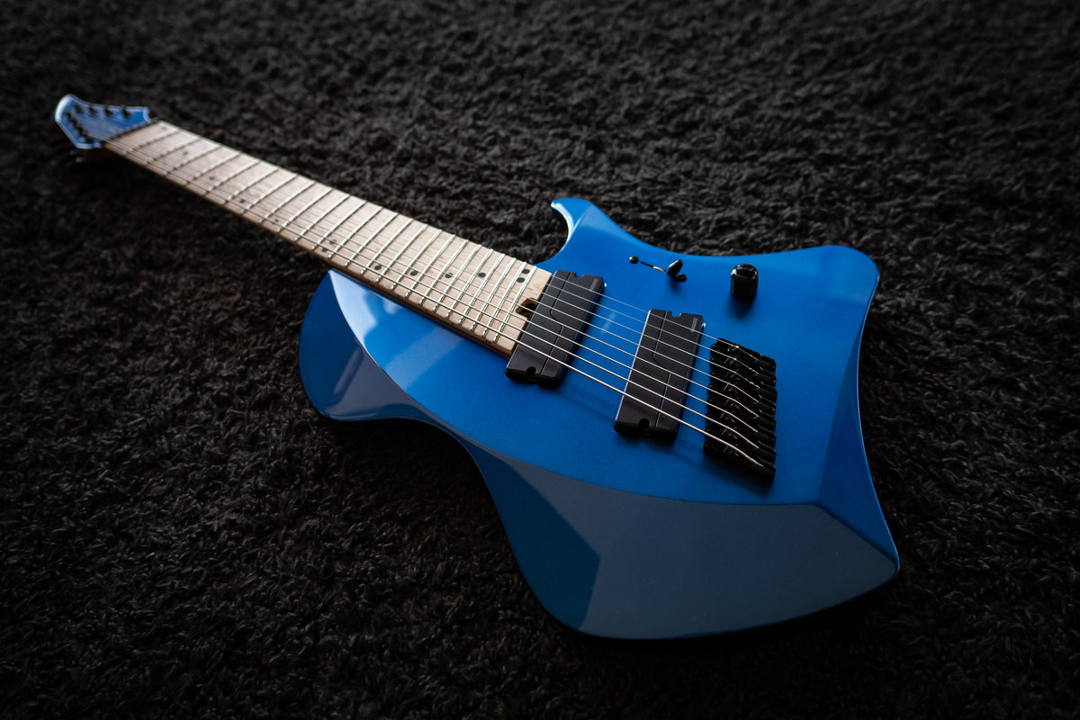 LARADA 8 // Master Series // Ultramarine