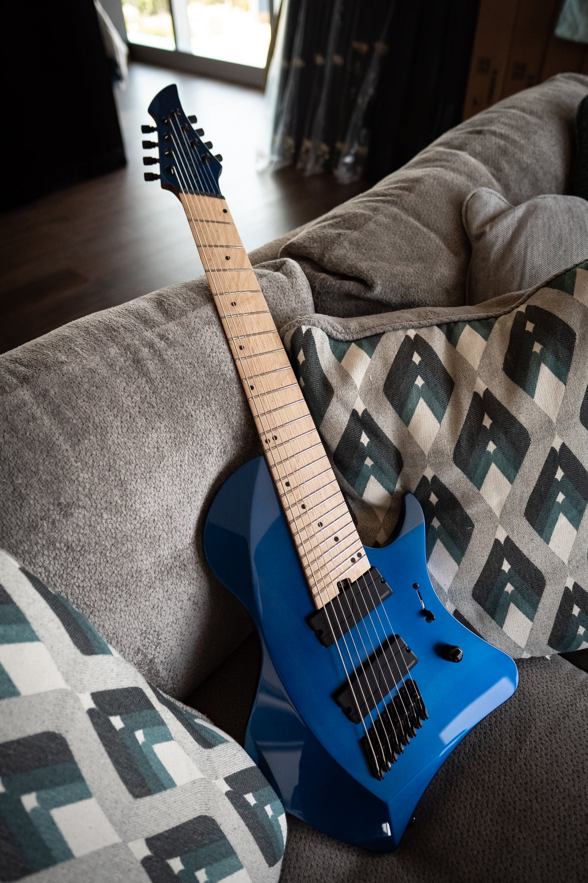 LARADA 8 // Master Series // Ultramarine