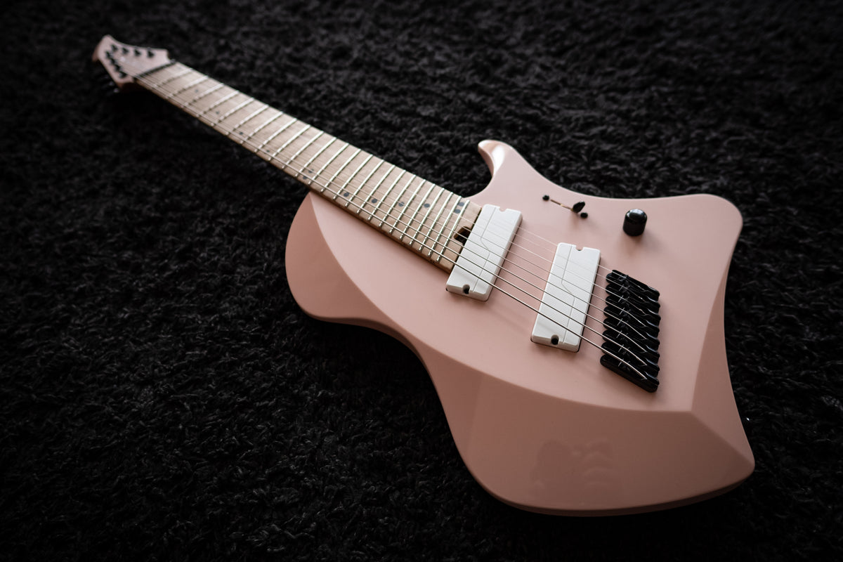 LARADA 8 // Master Series // Shell Pink [2022]