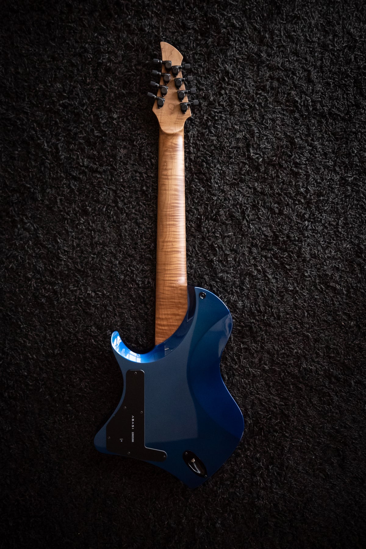 LARADA 8 // Master Series // Ultramarine