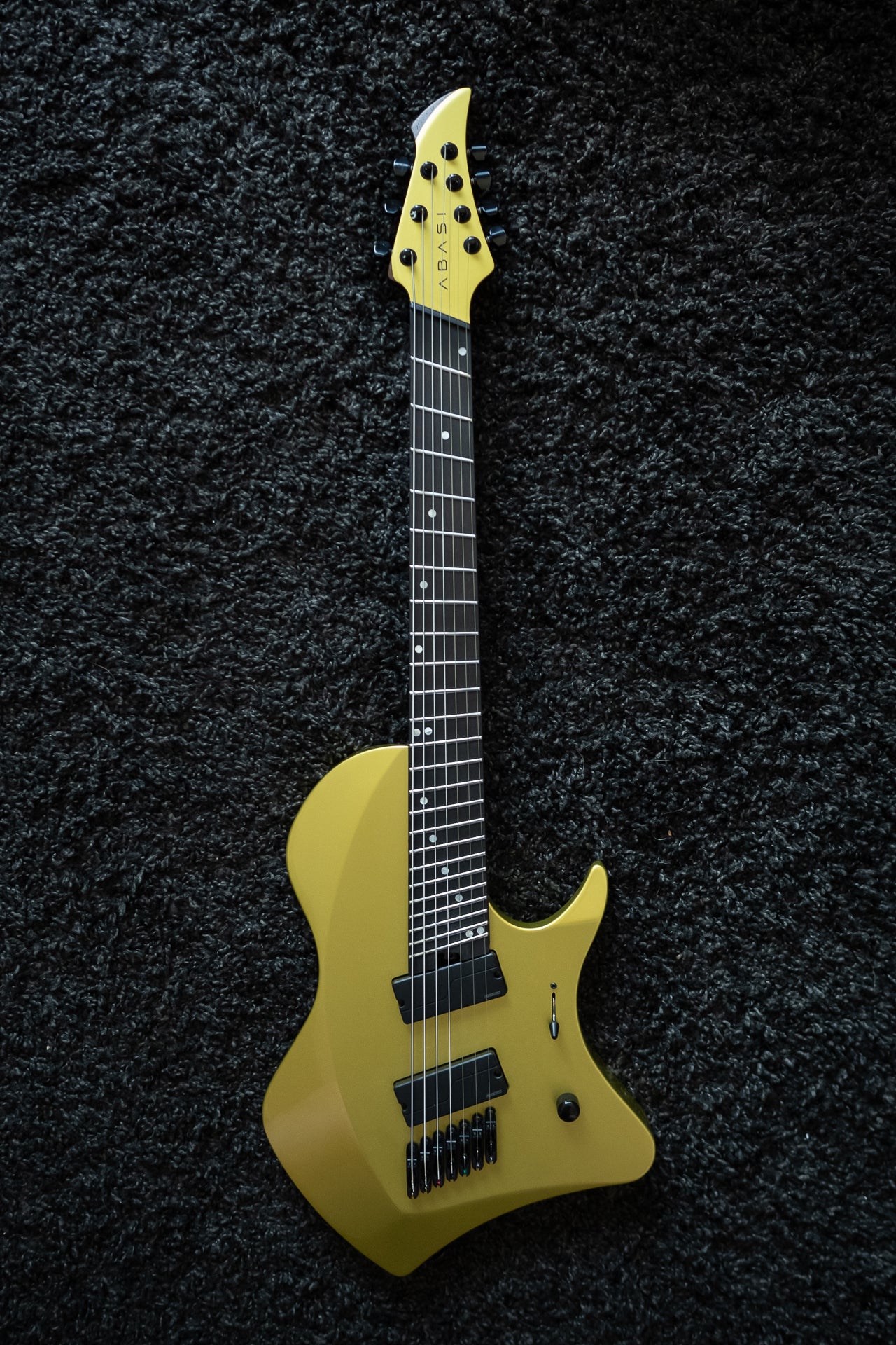 J Larada 7 // Chartreuse