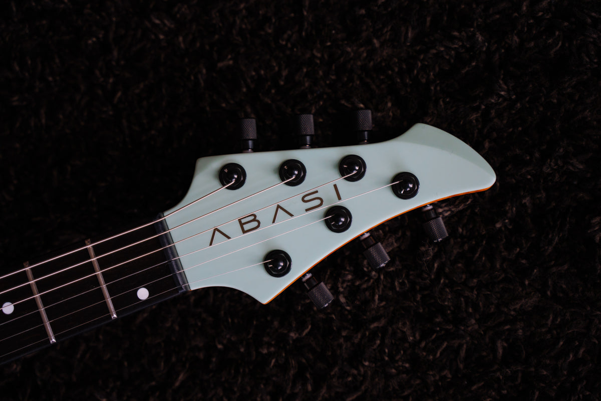 LARADA 6 // Master Series // Sage