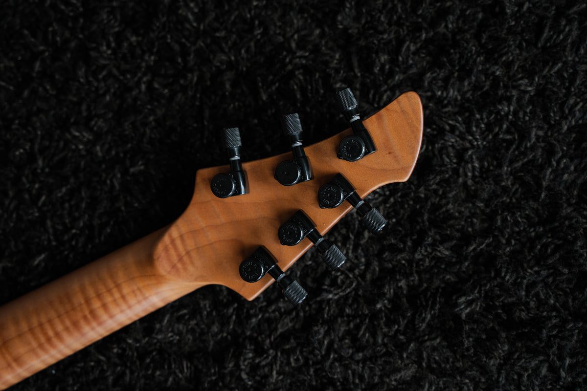 LARADA 6 // Master Series // Sage