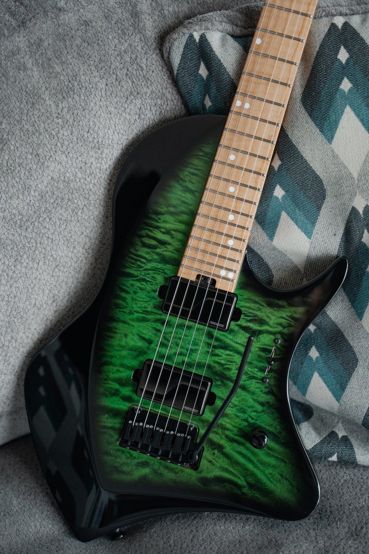 LARADA 6 // Master Series // Emeraldburst II