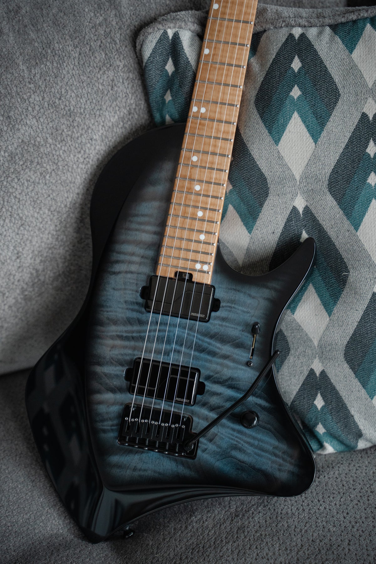 LARADA 6 // Master Series // Seaburst